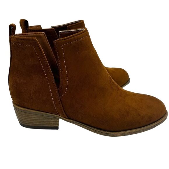 Journee Collection Women's Rimi Ankle Booties Camel Platform Heel Block Size 7.5 - Picture 4 of 10